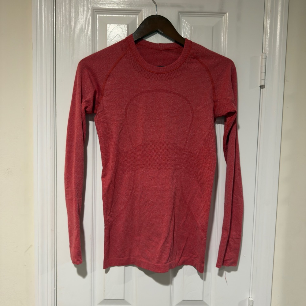 Lululemon Swiftly Tech Long Sleeve‎ Run Top Currant Size 6
